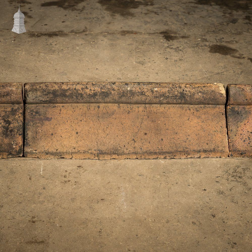 photo furniture Roll Top Ridge, 90°   Pitch Angle 40°   A Run Of 5.4 Metres