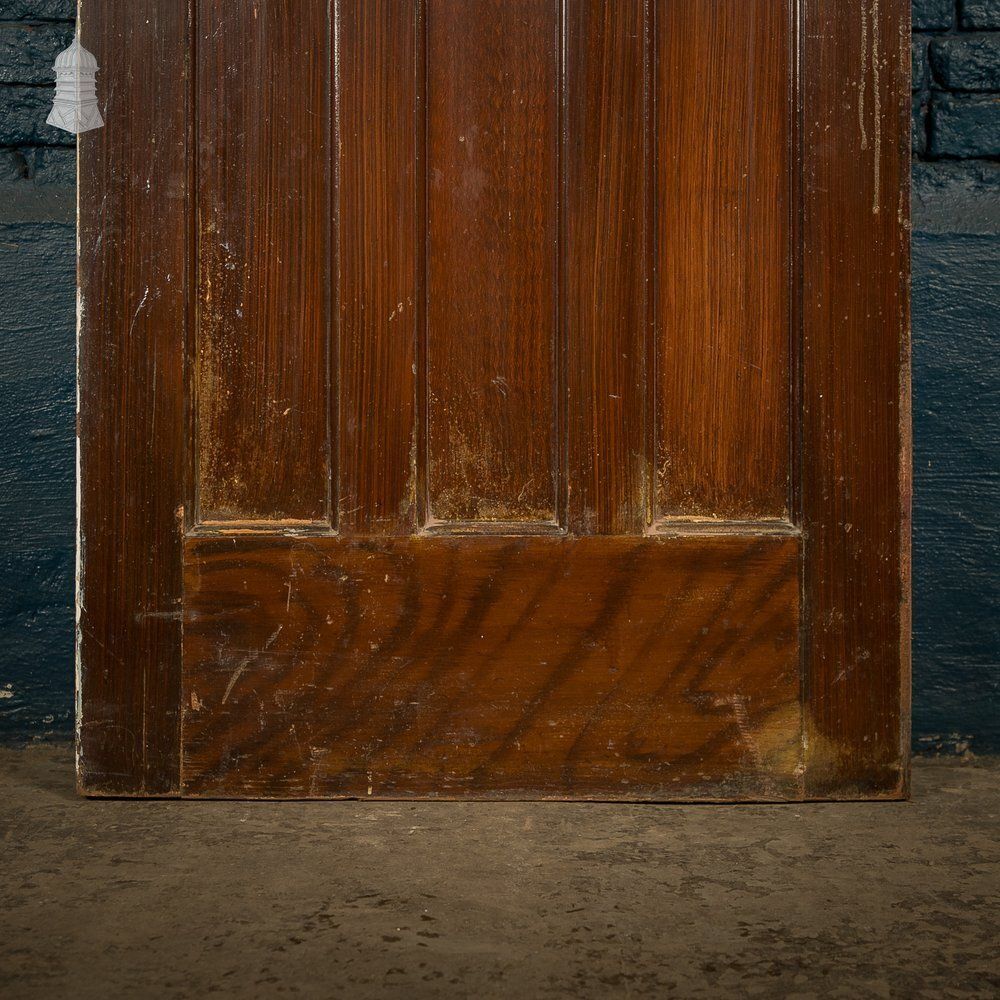 Home Fixtures 1930s Panelled Door, 4 Panels   Faux Woodgrain And White Painted Finish photo