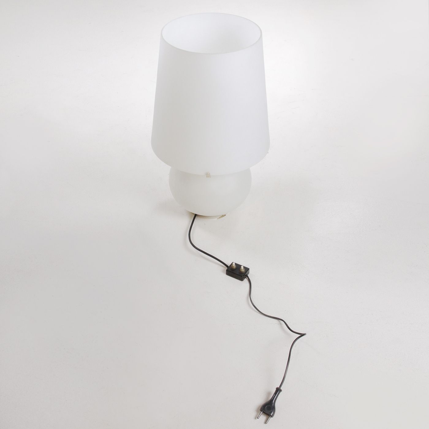 Table Lamp Mod. 1853 In Glass By Max Ingrand For Fontana Arte, 1950 photo Lighting