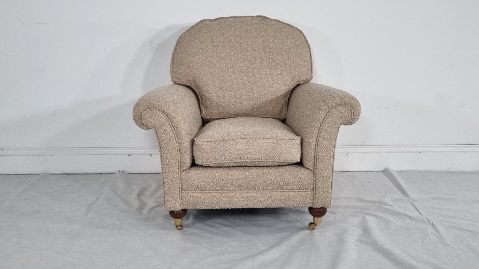 Duresta Wentworth Chair  In Honey Boucle Fabric Stunning Condition photo furniture