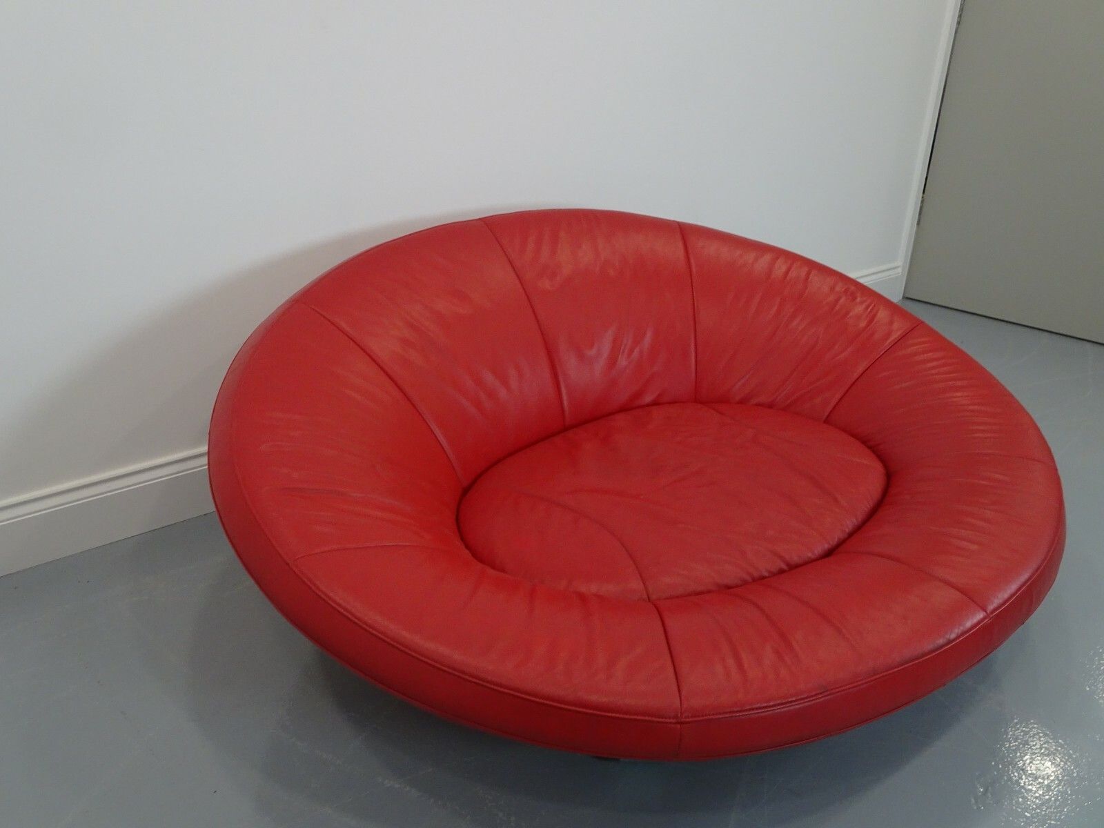Desede Ds152 In  Stunning Sumptuous Classic Red Leather photo Furniture