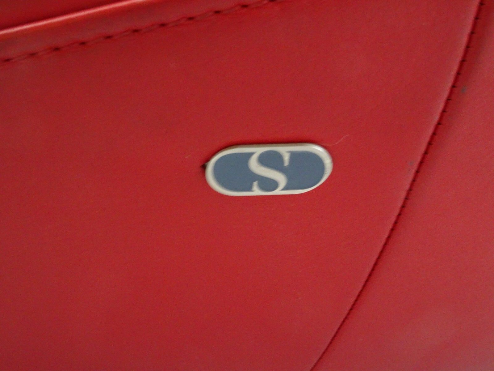 Desede Ds152 In  Stunning Sumptuous Classic Red Leather photo vinterior