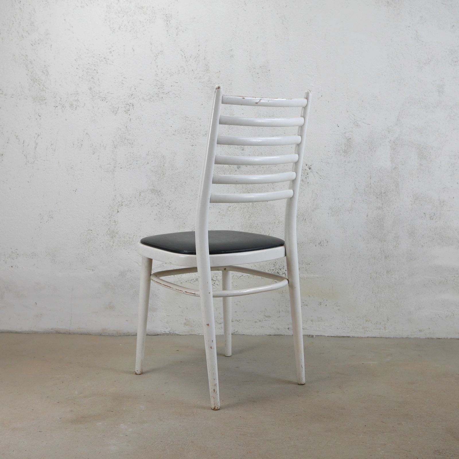 Furniture Set 4 Mid Century White  Ladder Back Bentwood Dining Chairs With Faux Black Leather Seats photo