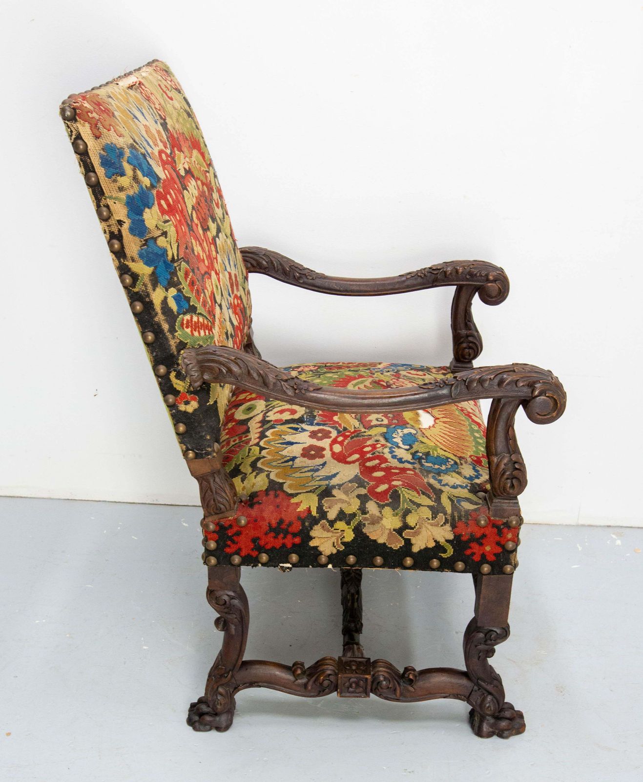 English Victorian Walnut Armchair Lion Paws Feet, Late 19th Century photo buy