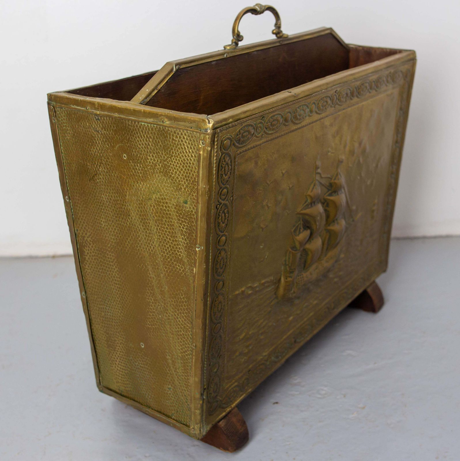 French Magazine Rack Embossed Brass & Wood Representing Spanish Galleons C. 1960 photo for sale