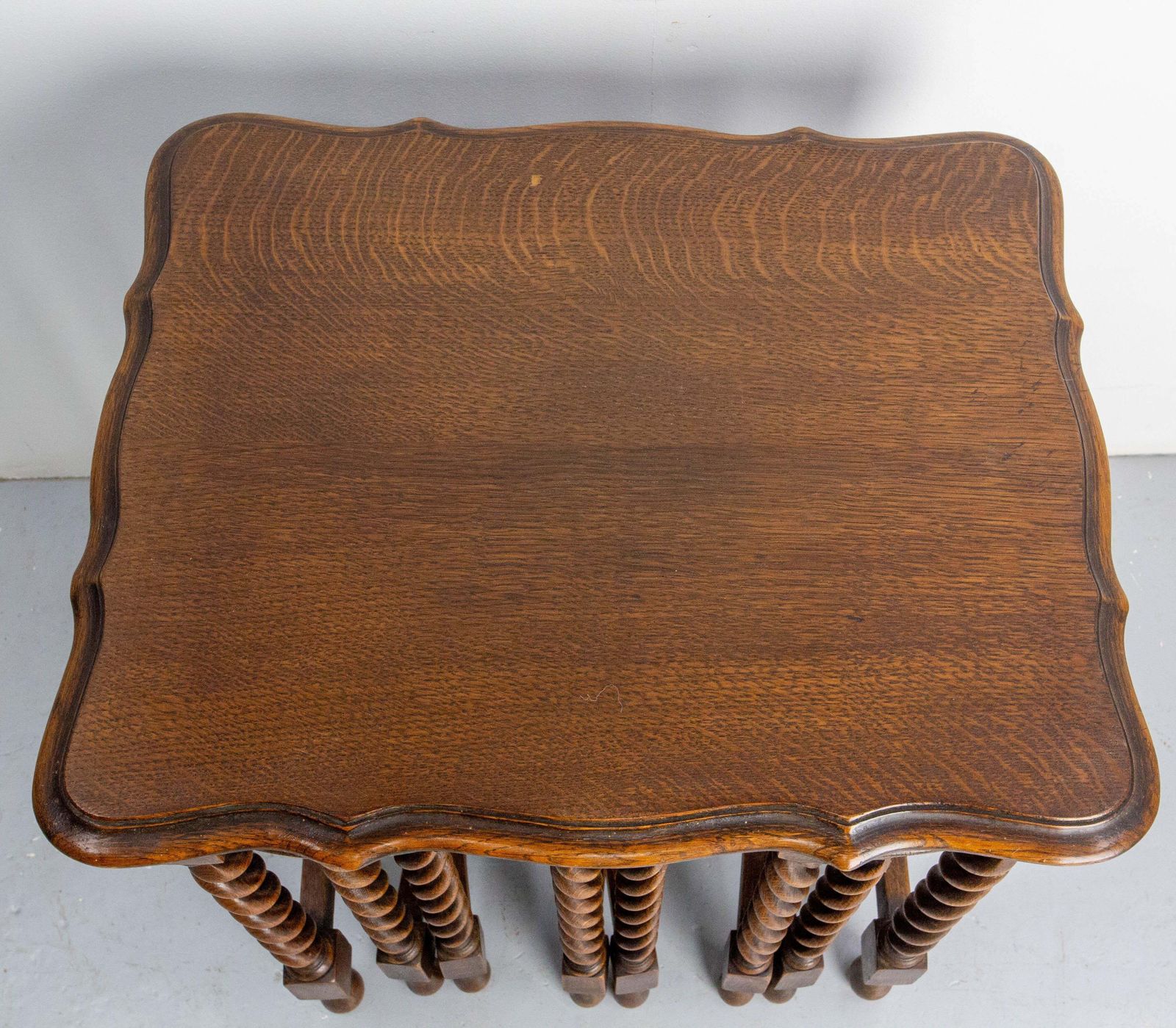 English Vintage Oak Nesting Tables Serie, Turned Legs Circa1940 photo buy