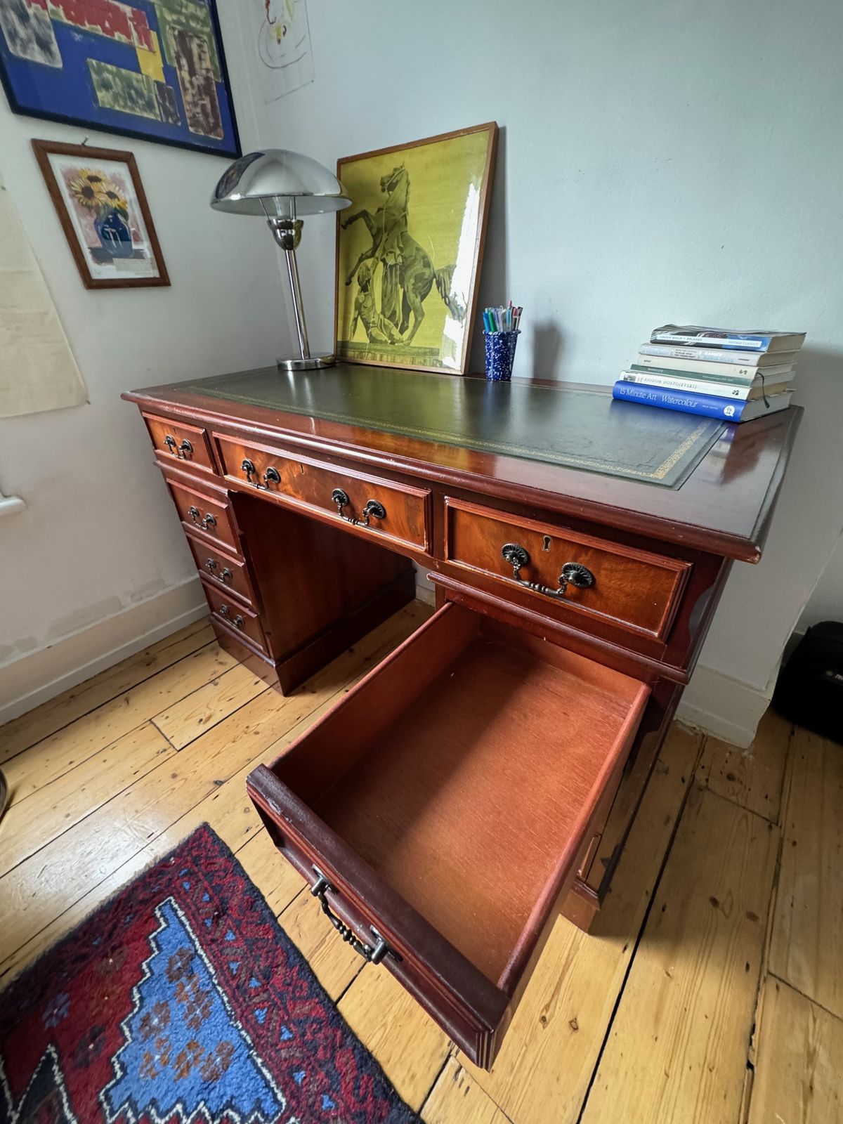 Vintage Green Leather Top Mahogany Desk – Classic & Elegant photo 350.0