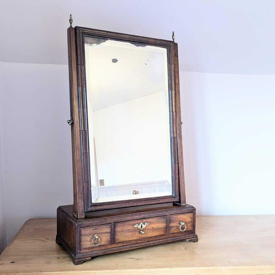 A Charming Antique Early Georgian Mahogany Swing Mirror Or Toilet Mirror photo for sale