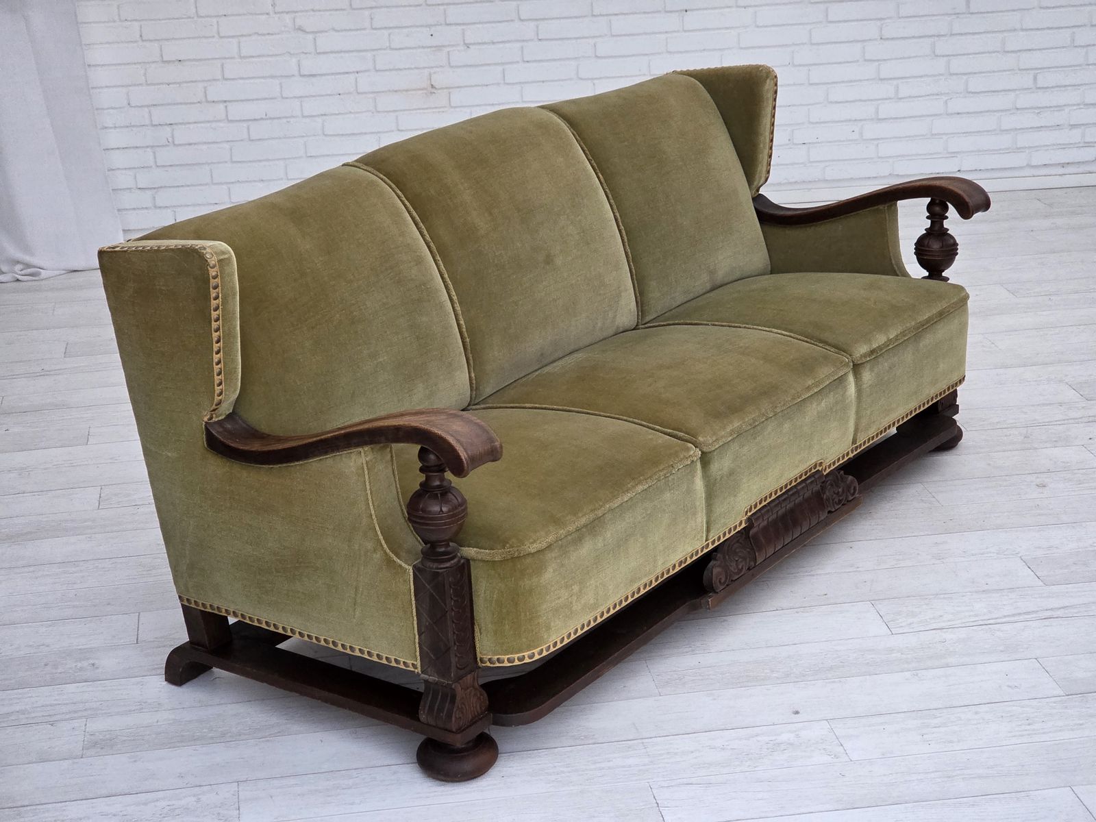 photo furniture 1950s, 3 Seater Danish Sofa, Original Condition, Furniture Velour, Solid Oak Wood.