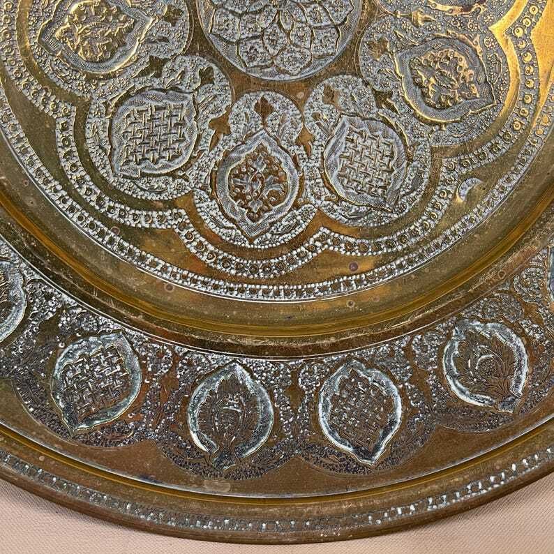 Antique Metal Gold Indian Patterned Brass Tray 26.4cm Plate Asian Handmade Etched Intricate Decorative Pattern Wall Art Round Vintage Small photo 55.0