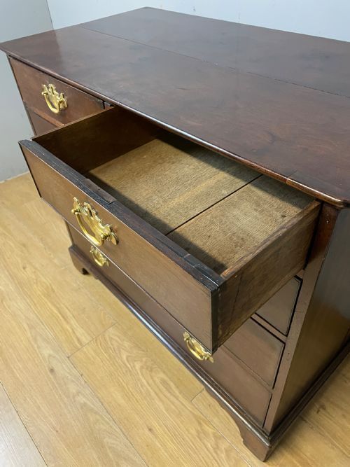Georgian Solid Mahogany Four Height Chest Of Drawers Circa 1790 photo 585.0