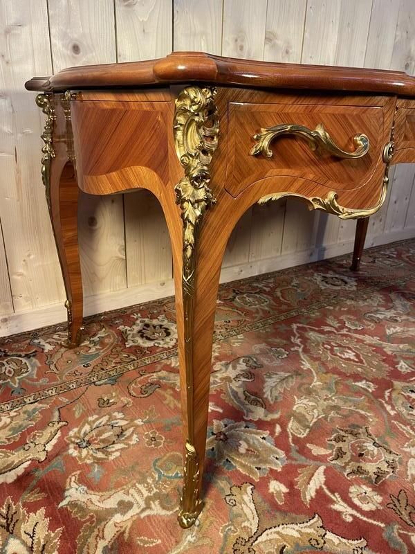 Bureau Plat De Milieu De Style Louis XV photo 2580.0