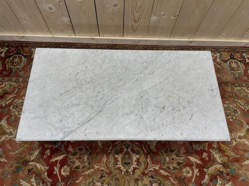 Table Basse De Style Louis XVI En Bois Doré Et Marbre De Carrare photo furniture