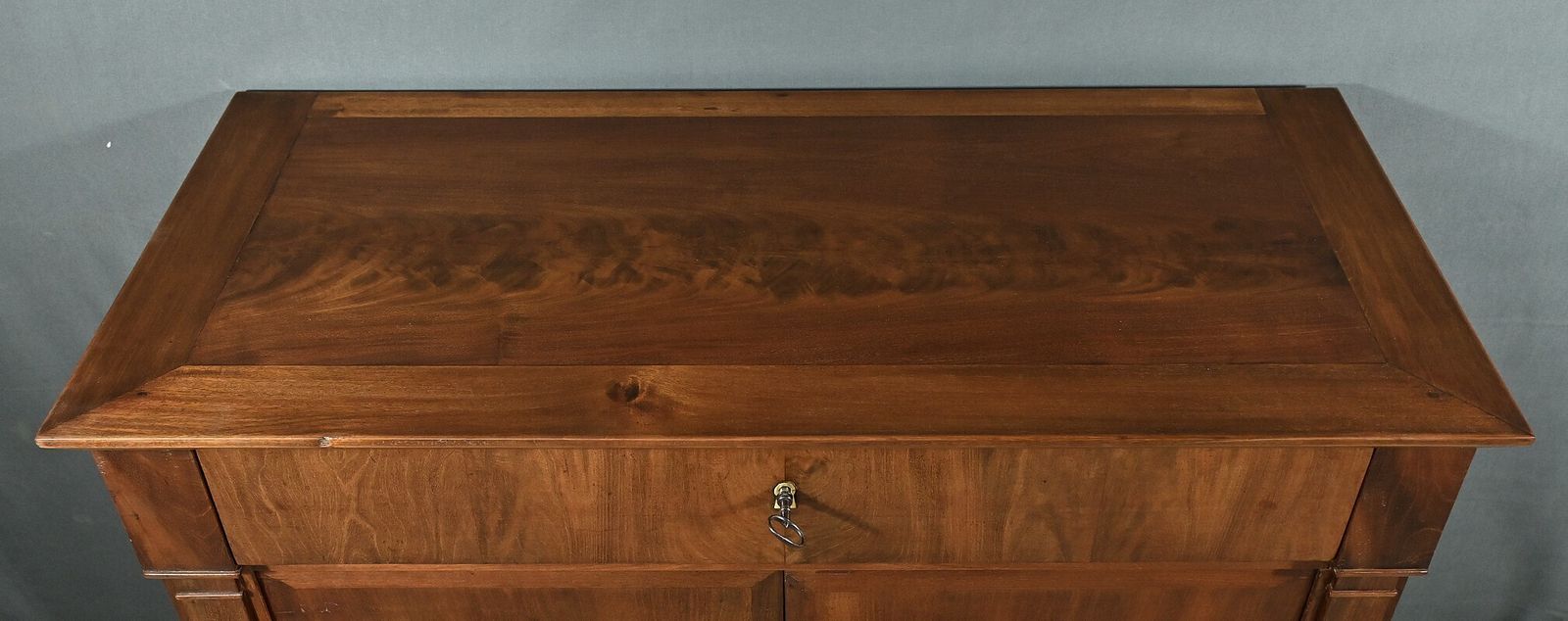 Mahogany Veneer Sideboard, Directoire Period – Early 19th Century photo Furniture