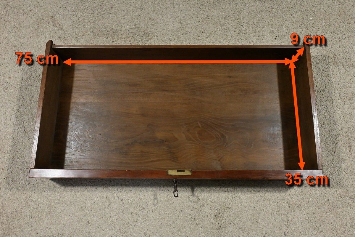 photo vinterior Mahogany Veneer Sideboard, Directoire Period – Early 19th Century