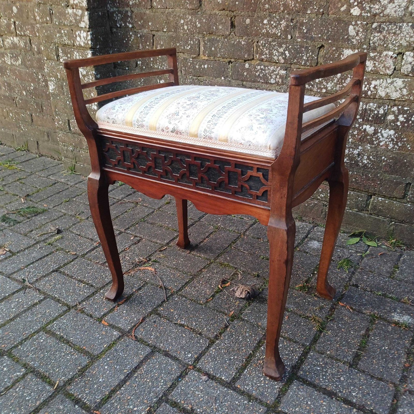 Very Large Antique Late Victorian Mahogany Piano Stool – Elegant Fretwork, Storage Compartment photo buy