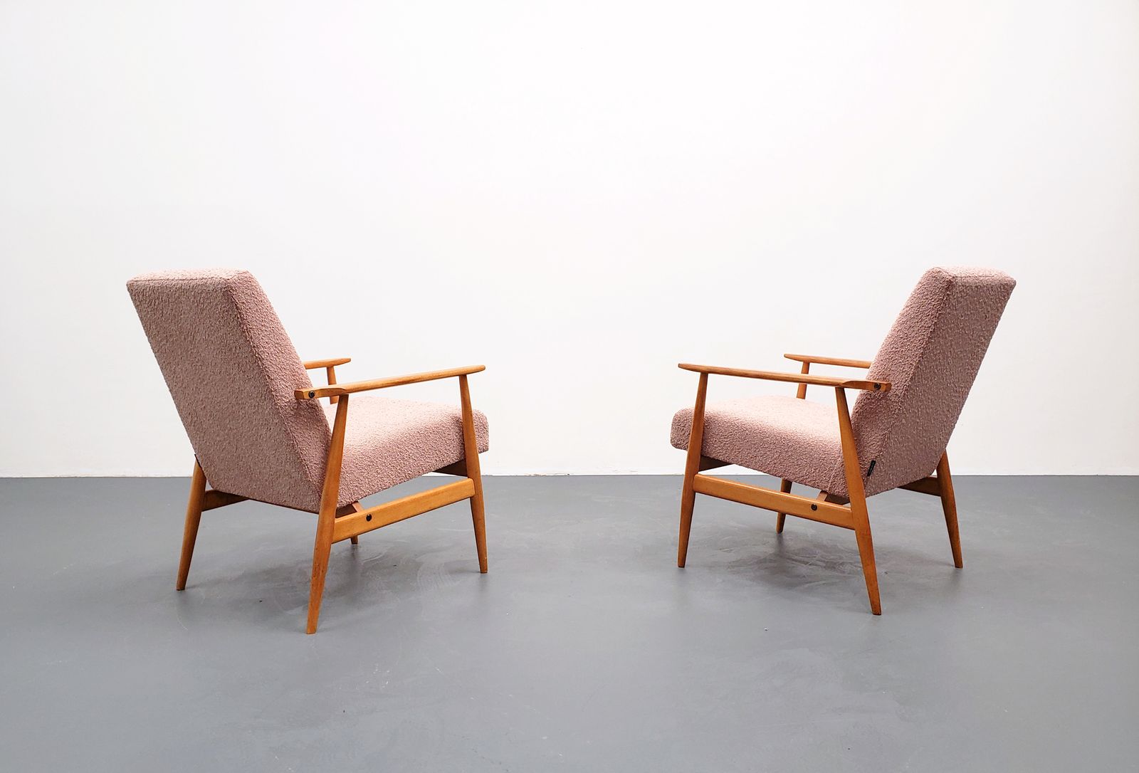 One Left   1960 Henryk Lis Armchair In Pink Boucle And Light Wood photo buy