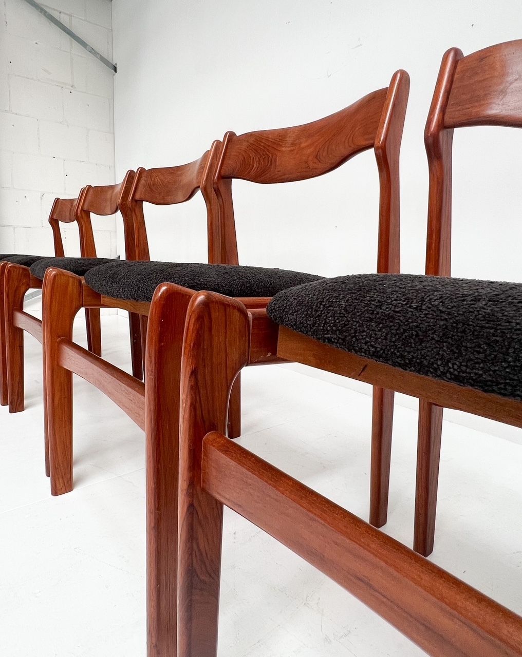 Re Upholstered Set Of 6 Design Chairs By Burchardt Nielsen, 1960s photo for sale