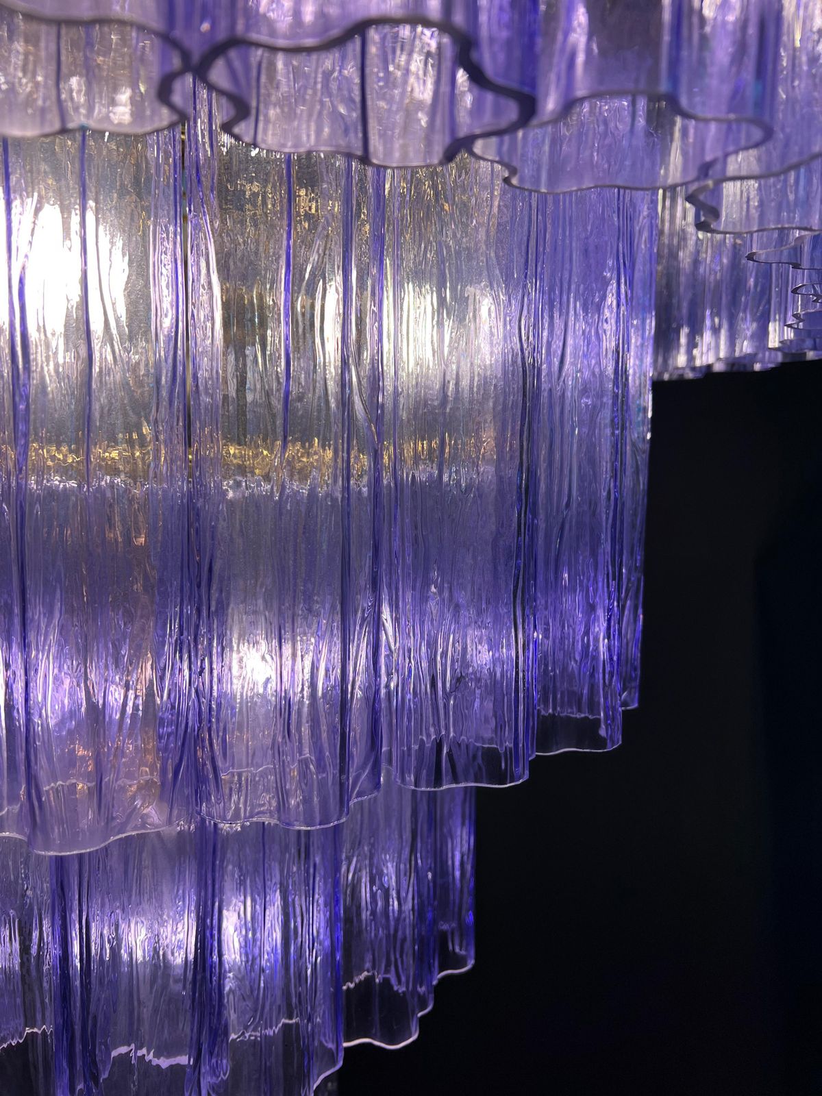 photo vinterior Charming Pair Italian Amethyst Chandeliers By Valentina Planta, Murano