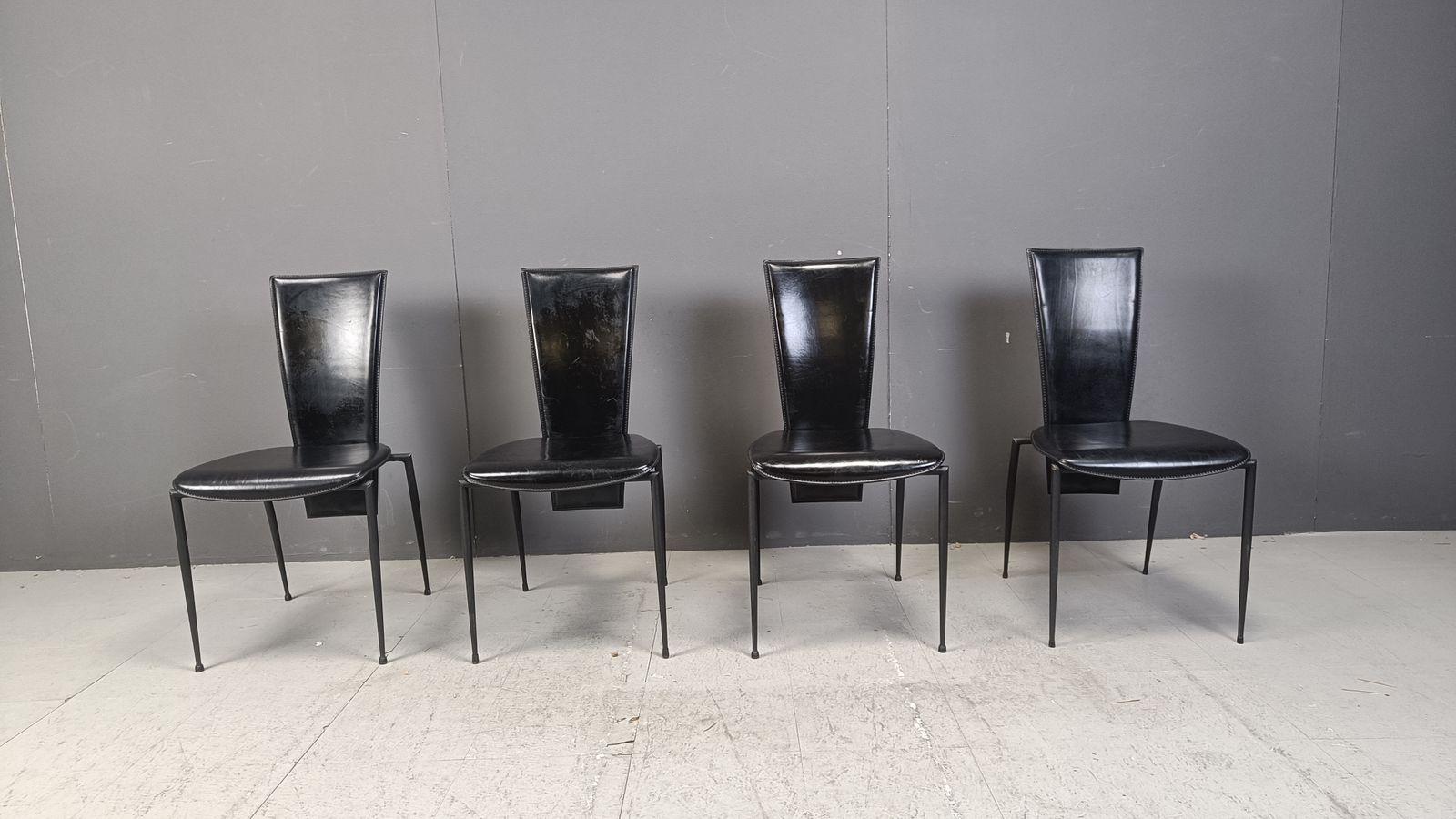 Set Of 4 Postmodern Dining Chairs By Arper Italy, 1980s photo Furniture