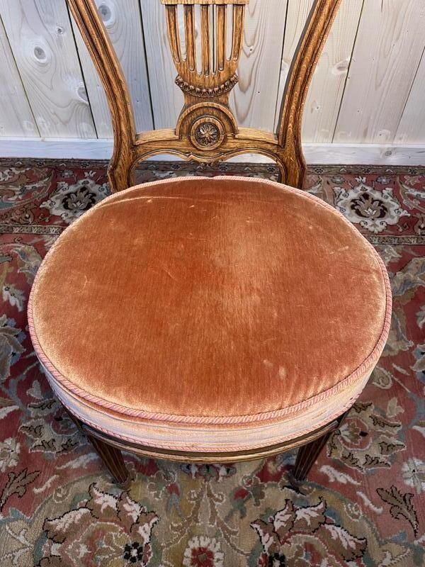 Suite De 6 Chaises « Montgolfière » En Chêne Louis XVI photo for sale