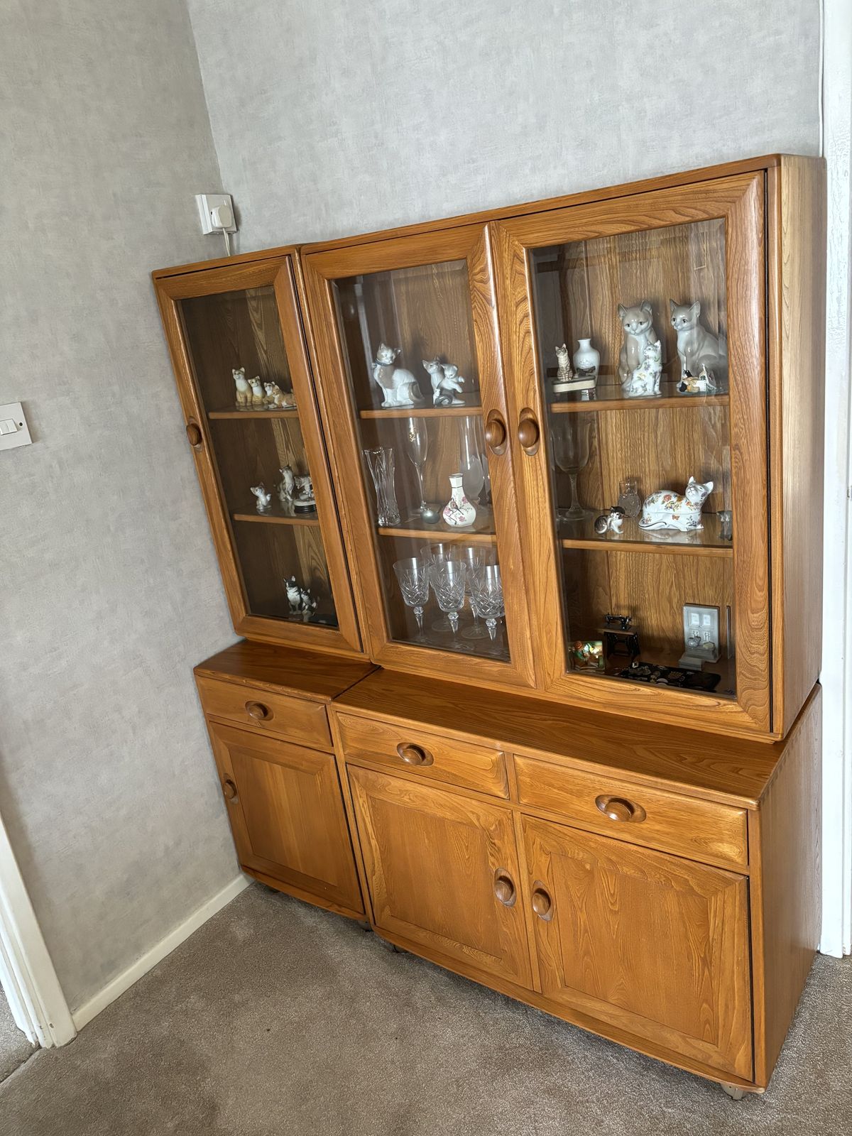 Errol Windsor Matching Double And Single Display Cabinets photo 775.0