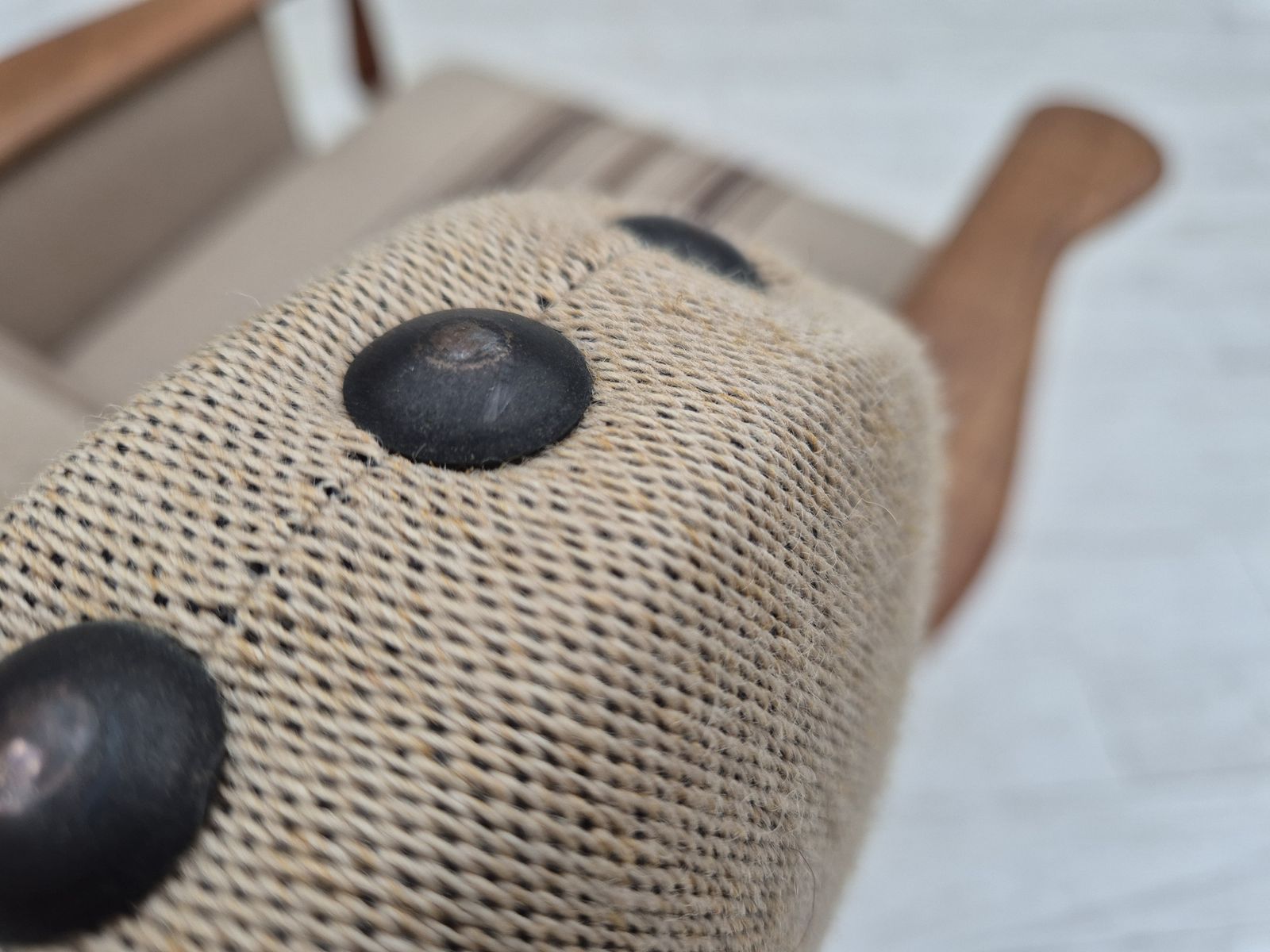 photo vinterior 1970s, Danish Armchair, Furniture Wool Fabric, Oak Wood, Original Condition.