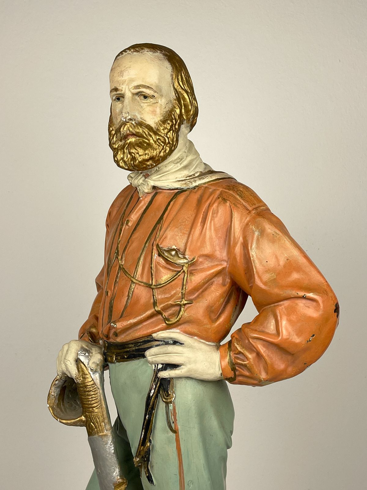 photo furniture Groot antiek gipsen beeld Giuseppe Garibaldi, Italië, 1910–1920