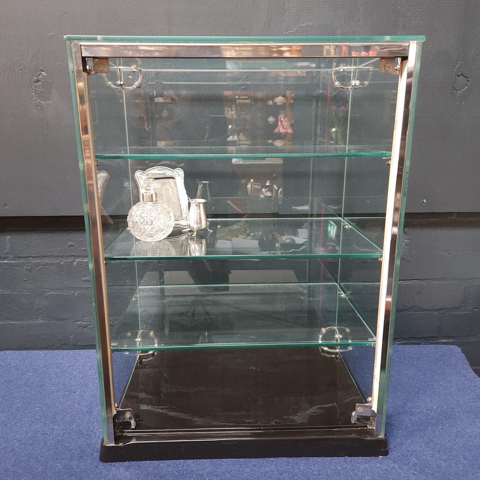 Mid 20thc Seal Brand Retail Counter Top Display Cabinet