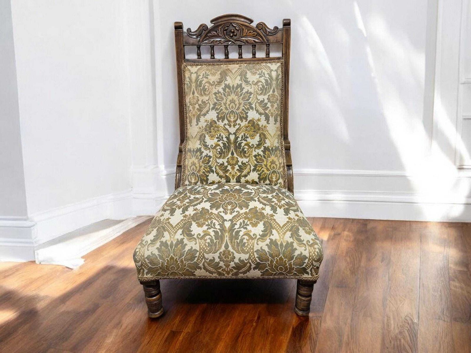 Antique Victorian Upholstered Bedroom/ Lounge / Nursing Low Chair Carved Walnut Wood photo 230.0