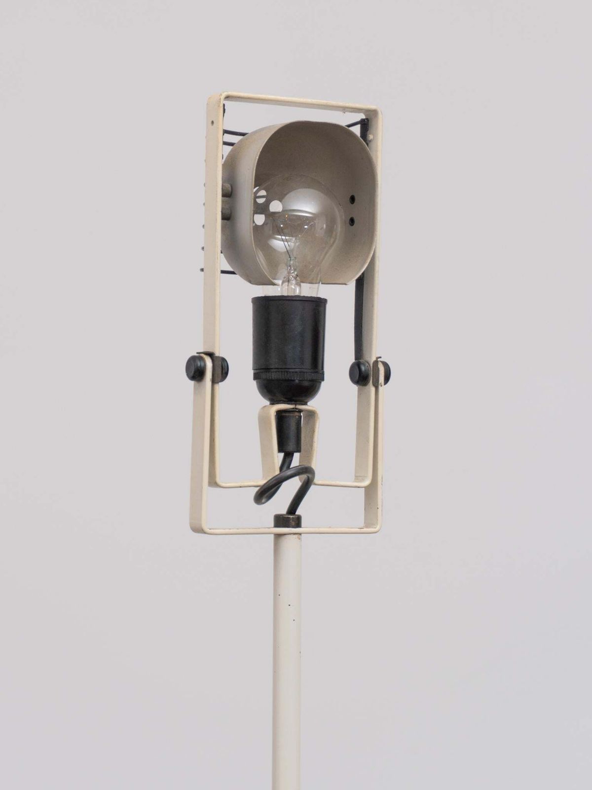 Sintesi Terra Articulated Floor Lamp Designed By Ernesto Gismondi For Artemide photo Lighting