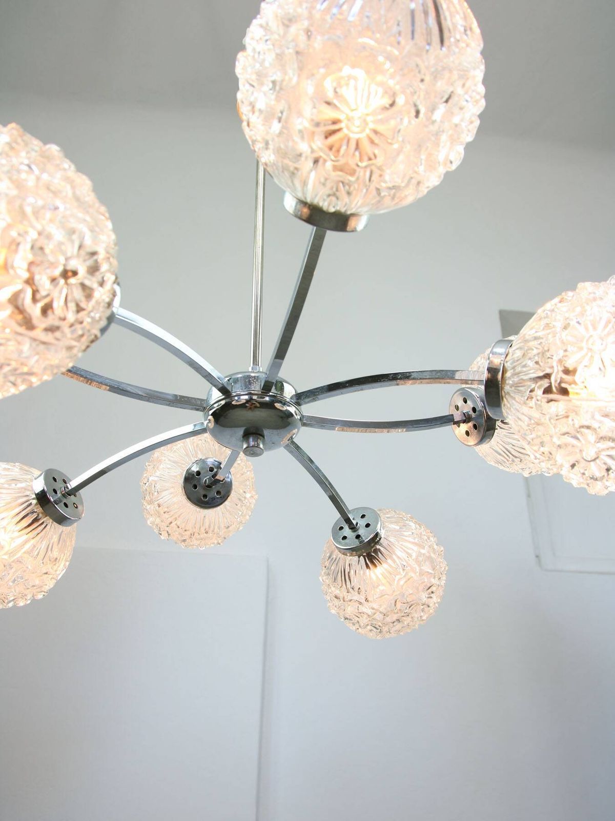 photo furniture Mid Century Italian 8 Arm Chrome And Crystal Chandelier 1960s