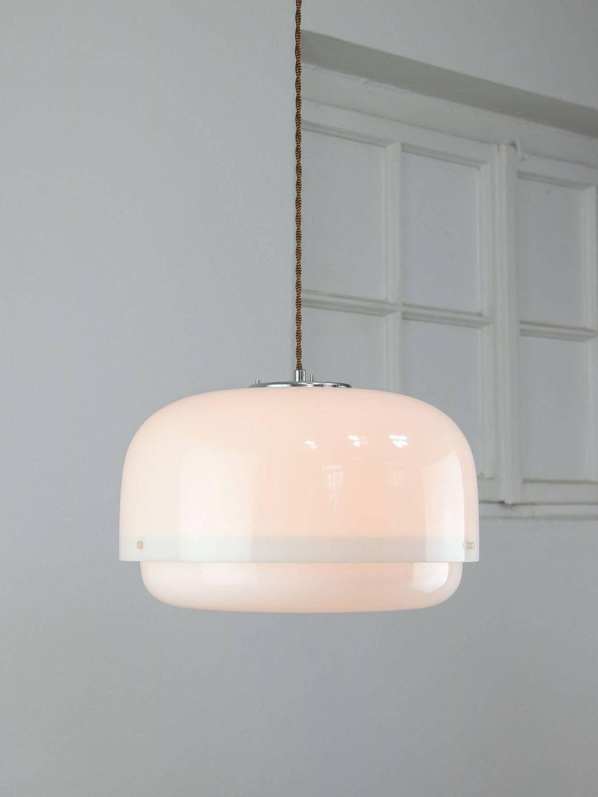 Italian White Medusa Pendant Lamp By Luigi Massoni For Guzzini, 1970s photo 830.0
