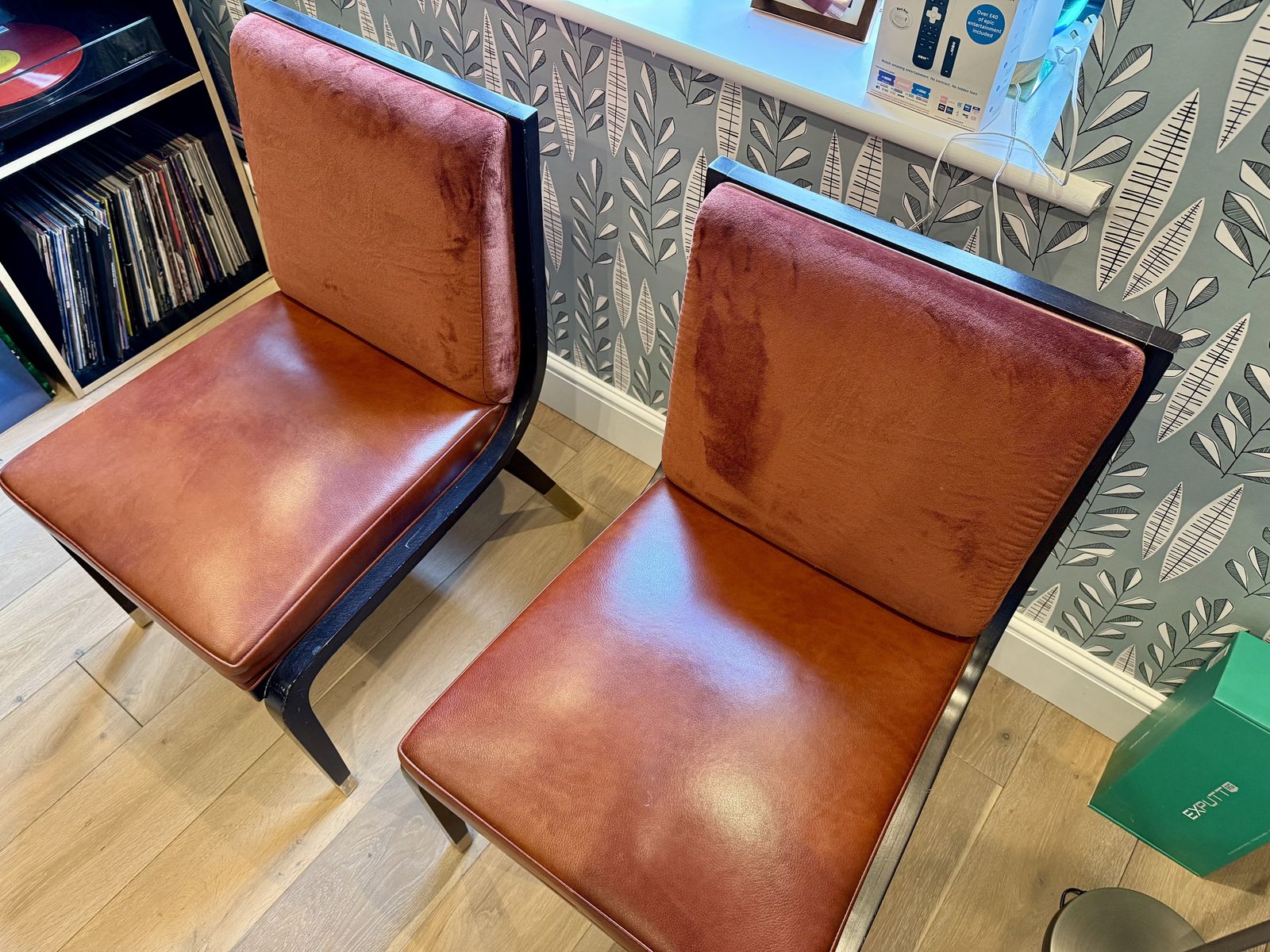 Set Of 6 Exceptionally Comfortable Ben Whistler Leather & Velvet Dining Chairs. photo furniture