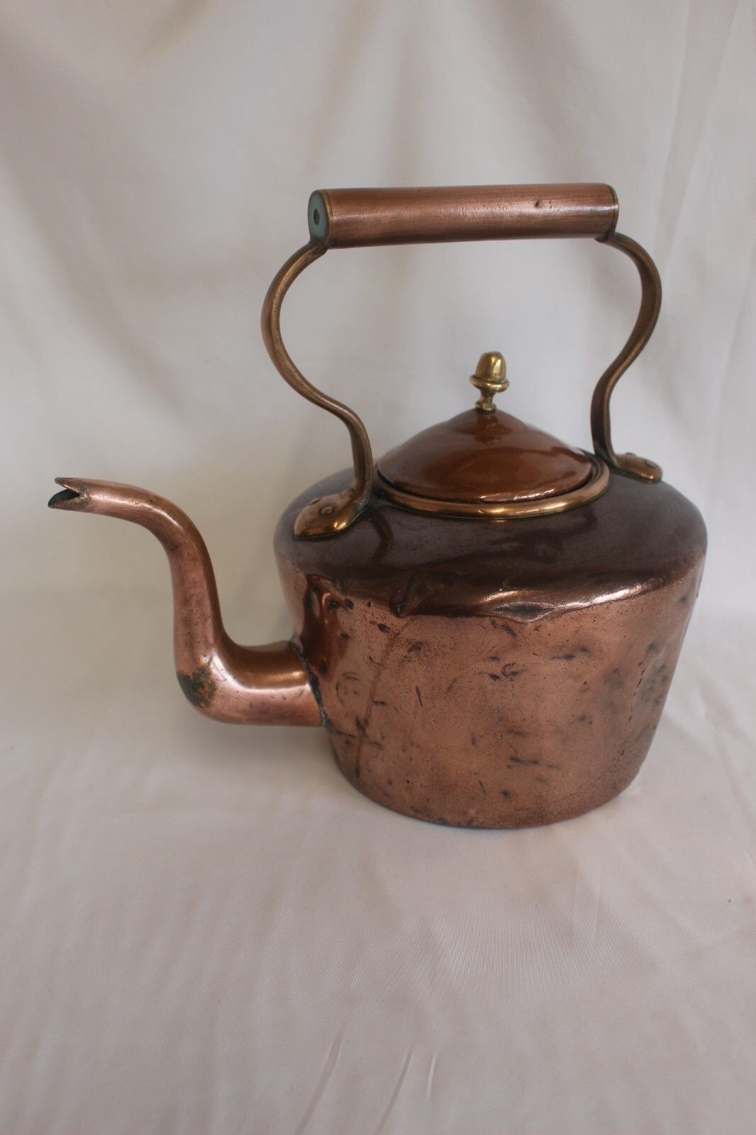 Beautiful Antique Copper Kettle 5 Pint Victorian Kettle Wt Dovetail Seam Brass photo for sale