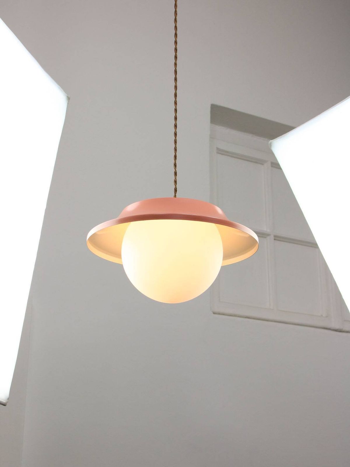 photo vinterior Mid Century Italian Pink Metal And Brass Pendant Lamp