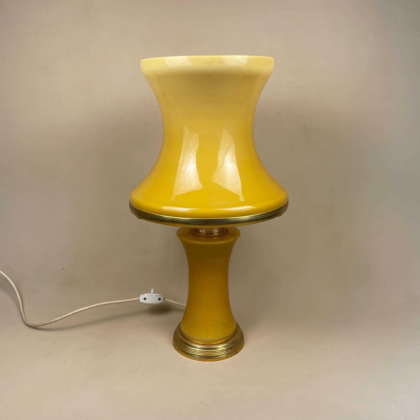 Vintage Mushroom Lamp Yellow All Glass Light Bedside Table Desk Brass Metal Gold Antique Medium Interior Design Retro Art Deco photo furniture
