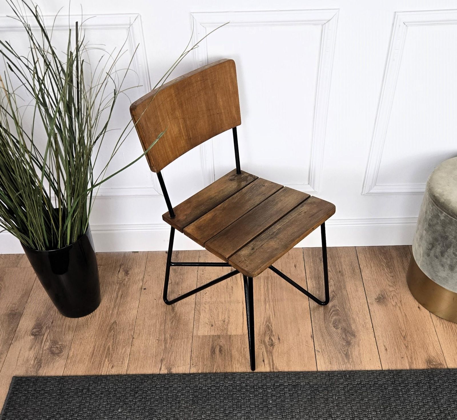 Mid Century Modern Italian Walnut Wood Side Lounge Chair photo vintage