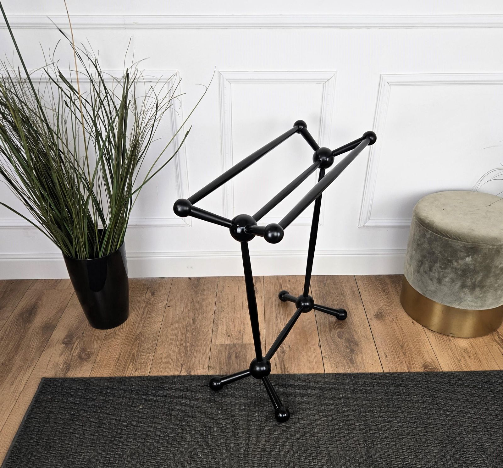 Italian Black Walnut Space Towel Rack Rail With Carved Legs photo Furniture