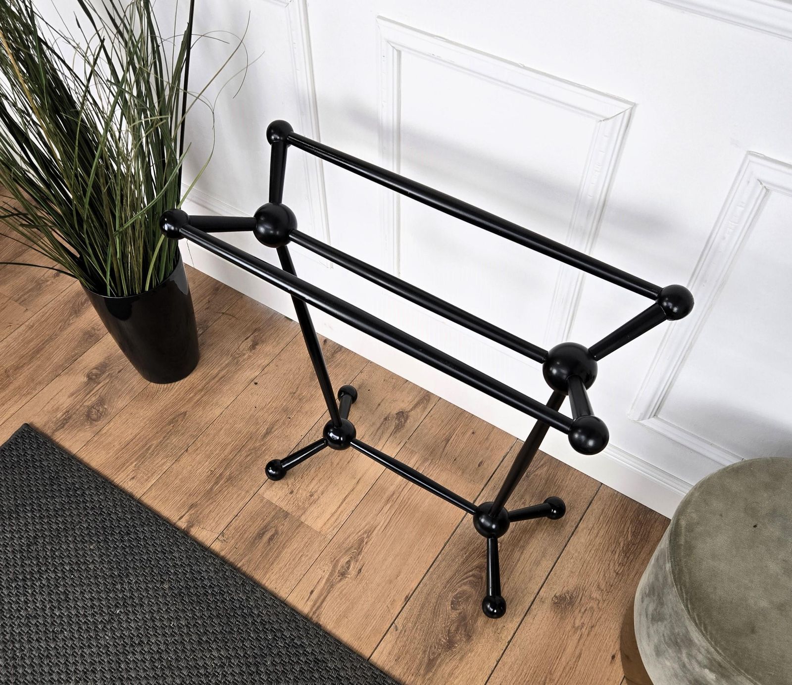 Italian Black Walnut Space Towel Rack Rail With Carved Legs photo buy