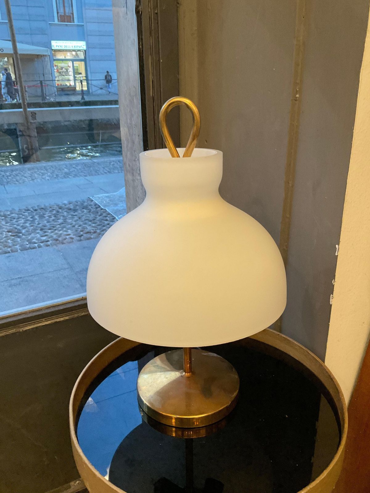 Ignazio Gardella   Azucena   Low Arenzano Model Table Lamp   (1950).' photo vinterior