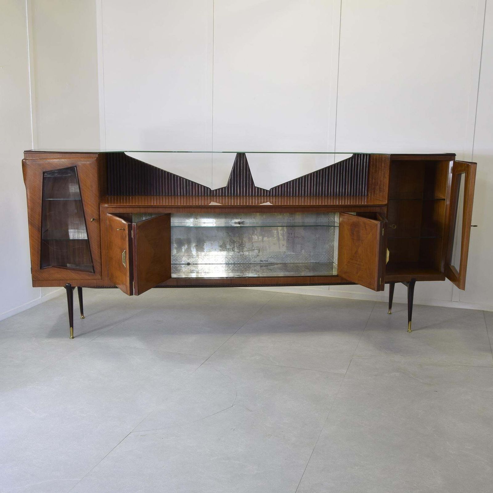 photo furniture Consorzio Esposizione Mobili Cantù Buffet 1960s