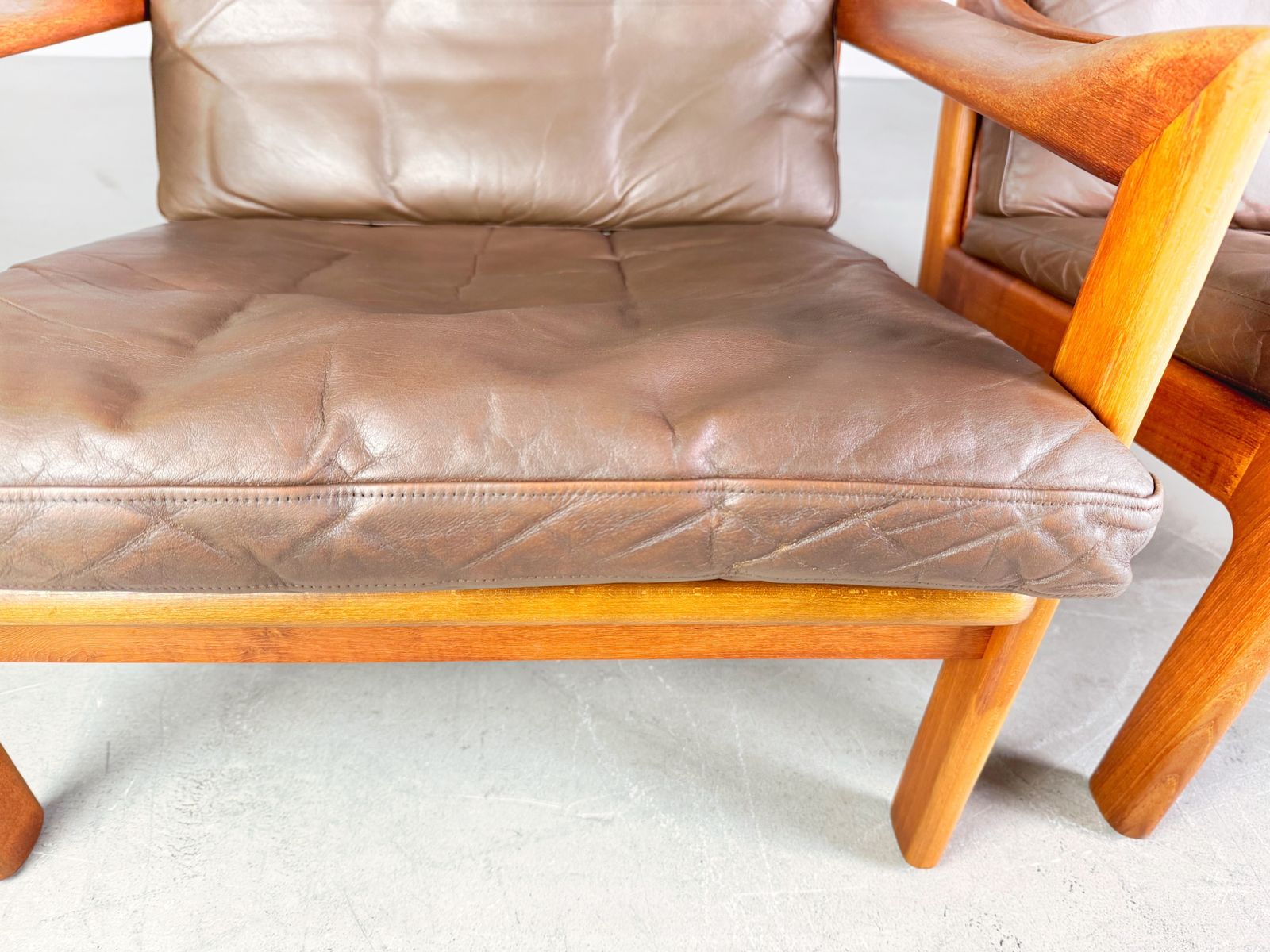 2 Mid Century Armchairs Niels Eilersen Illum Wikkelsø Easy Chair Teak photo Furniture