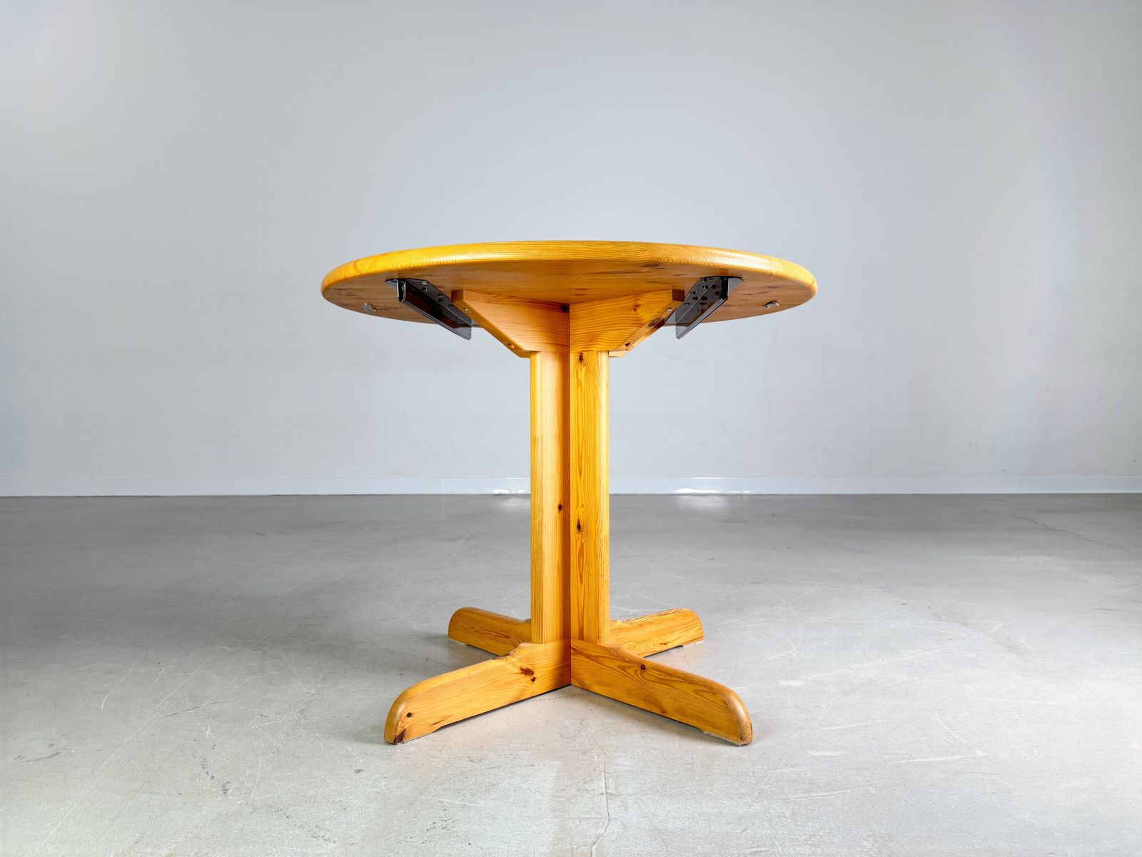 Extendable Vintage Dining Table Pine In The Style Of Rainer Daumiller photo Furniture