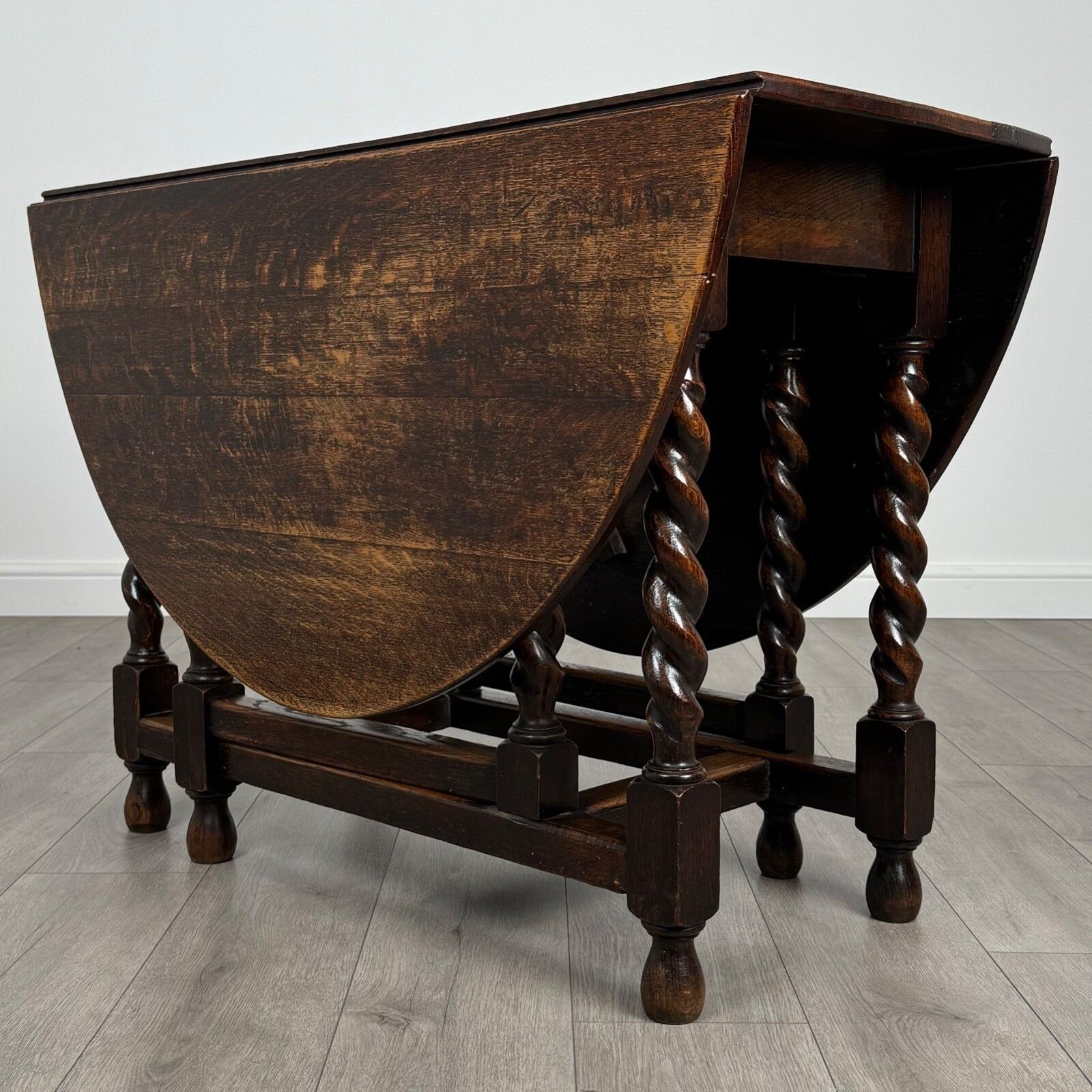 Antique 20th Century Oak Gate Leg Table Of Good Quality photo for sale