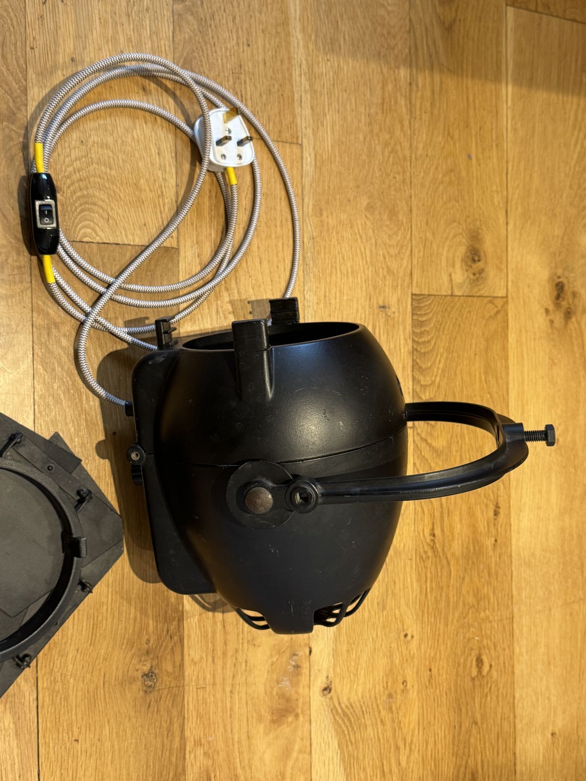 photo for sale Renovated Strand Electric Patt 123 Fresnel Theatre Light, Rewired For E27 Bulb