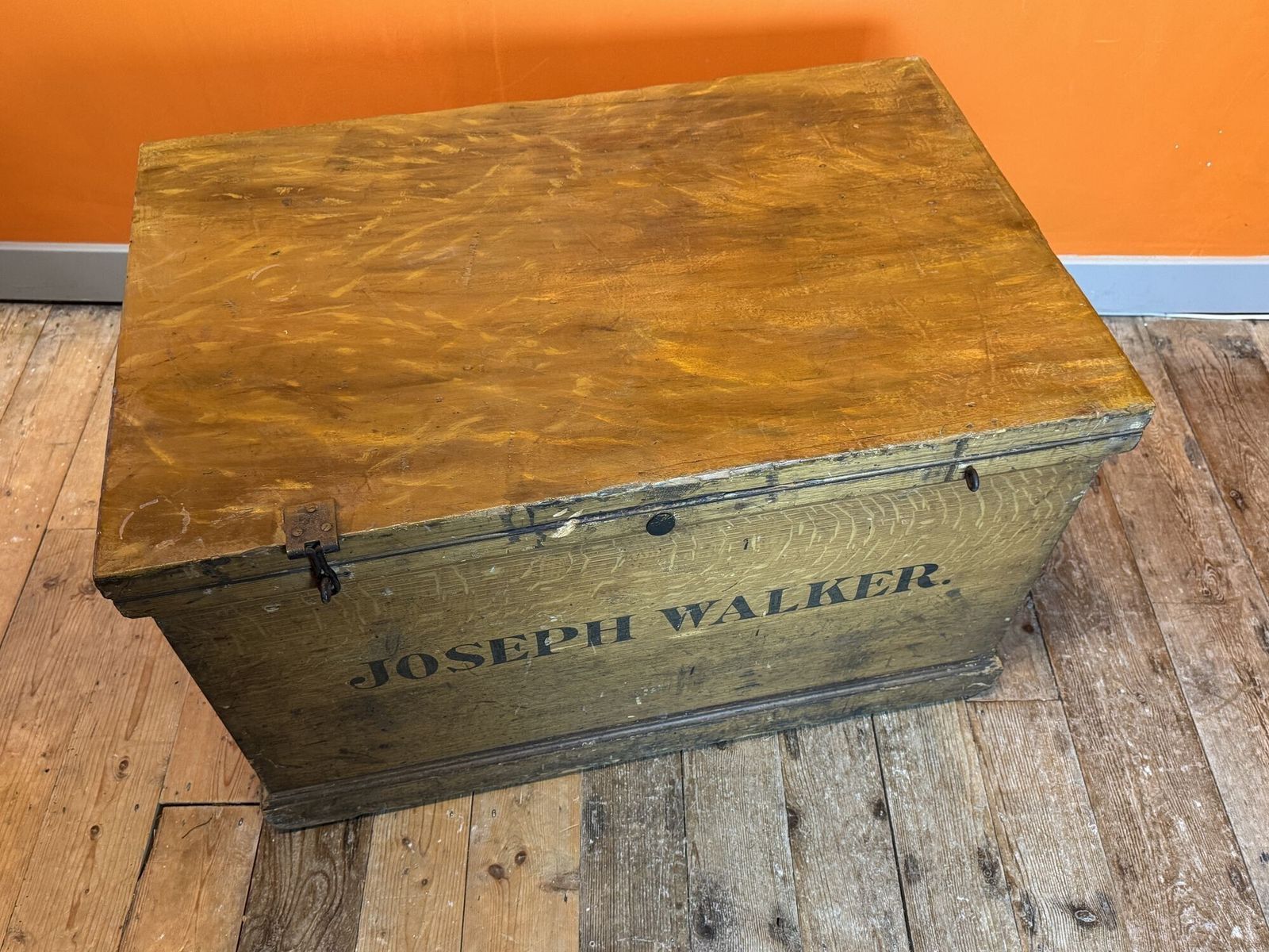 Large 19th Century Scumble Pine Trunk photo 395.0