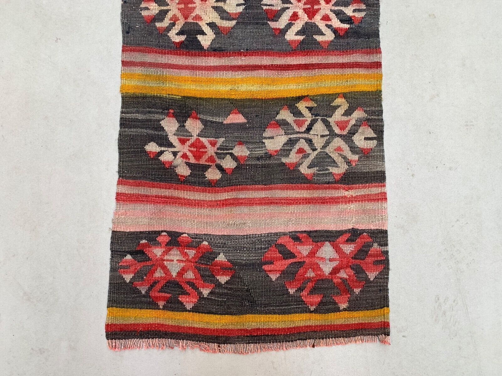 Textiles Old Turkish Narrow Kilim Runner 263x62 Cm Shabby Chic, Vintage Kelim photo