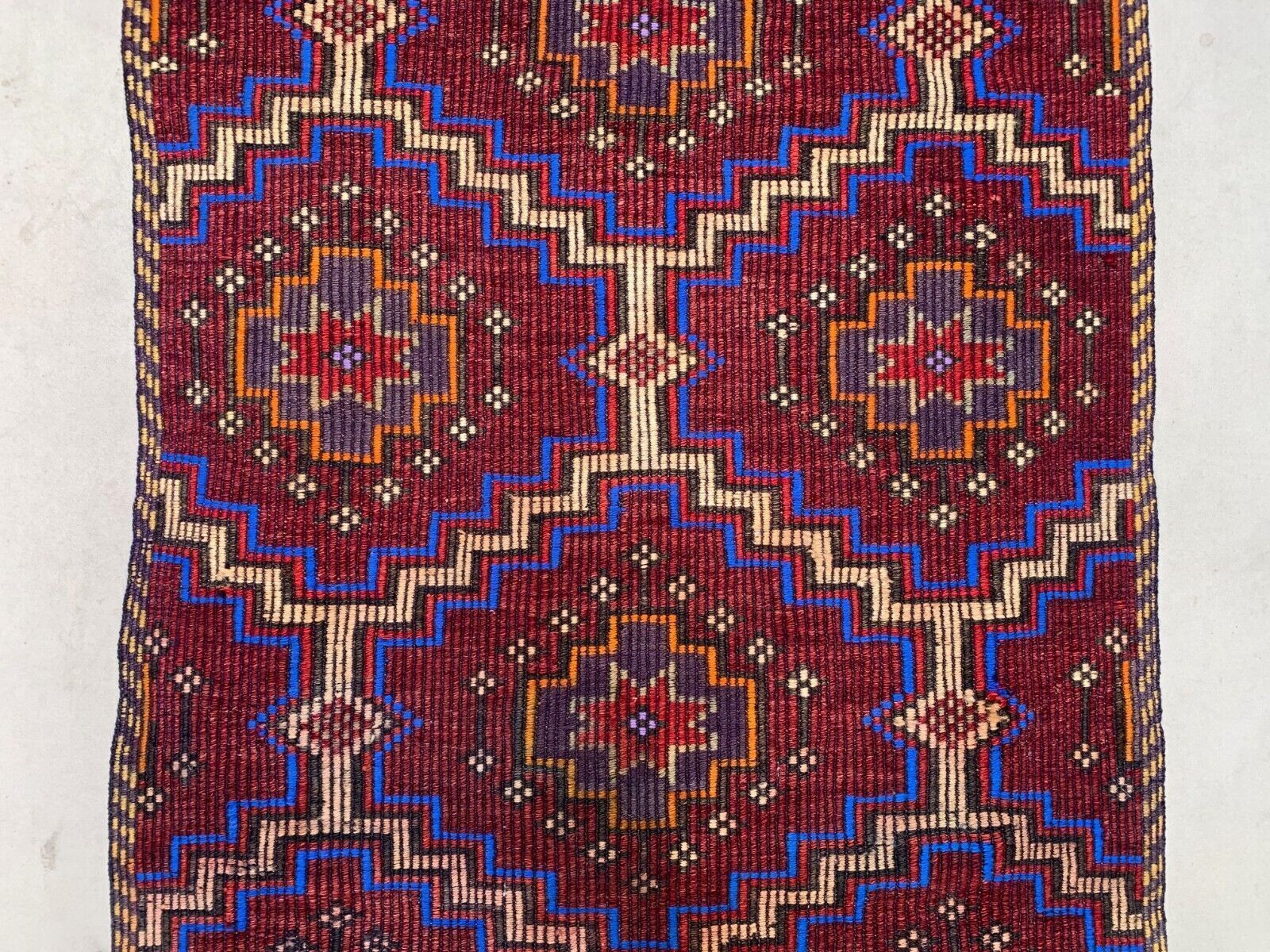 photo furniture Old Turkish Kilim Runner 290x94 Cm, Shabby Chic, Vintage Kelim Red Black