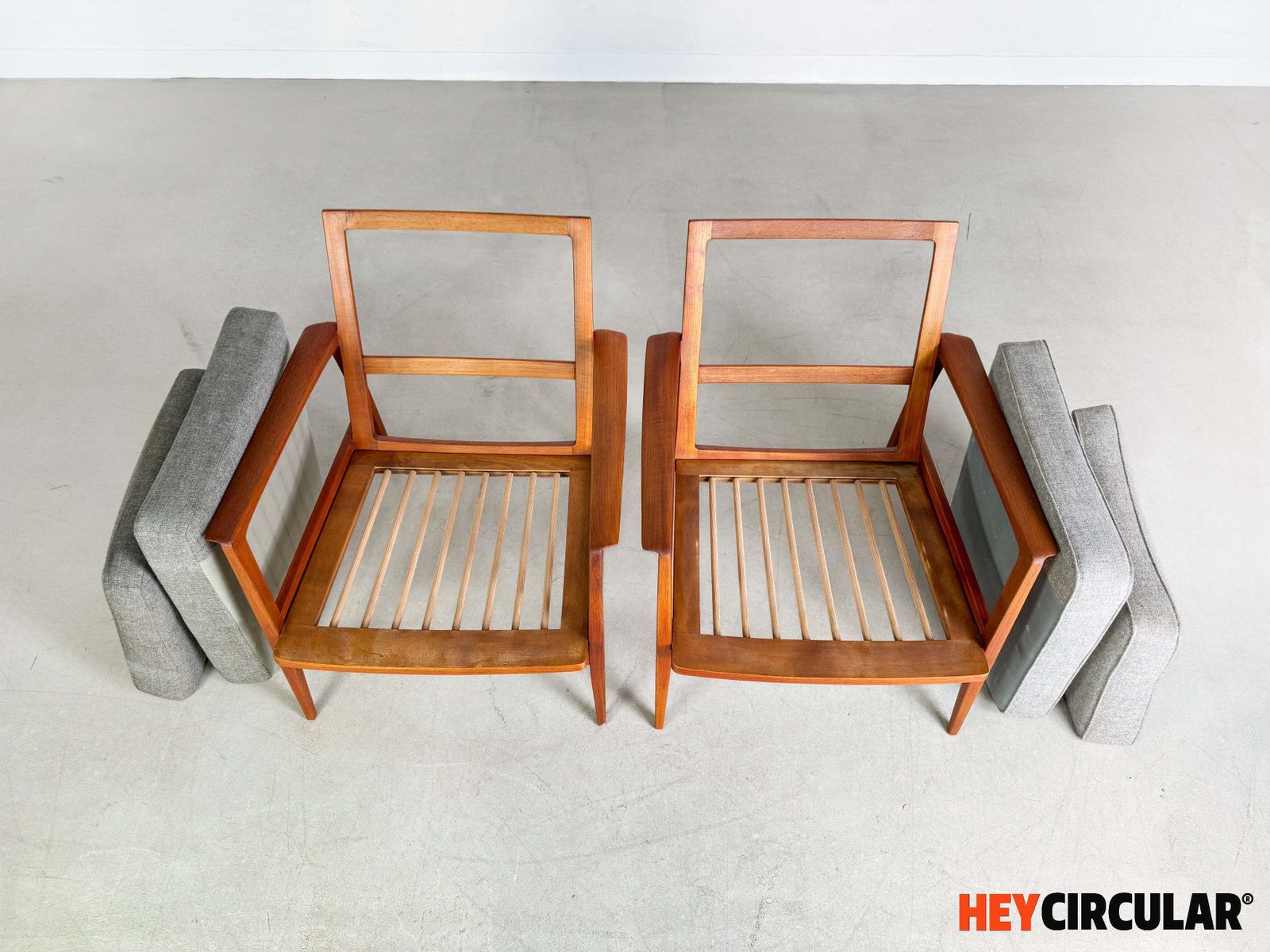 photo for sale Set Of 2 Midcentury Armchairs Easy Chair Knoll Antimott Teak 1960